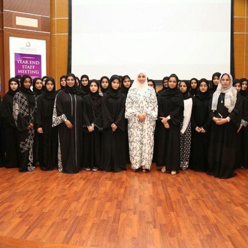 أبناء الإمارات ينطلقون إلى رحلات علمية واستكشافية لاكتساب مهارات العصر