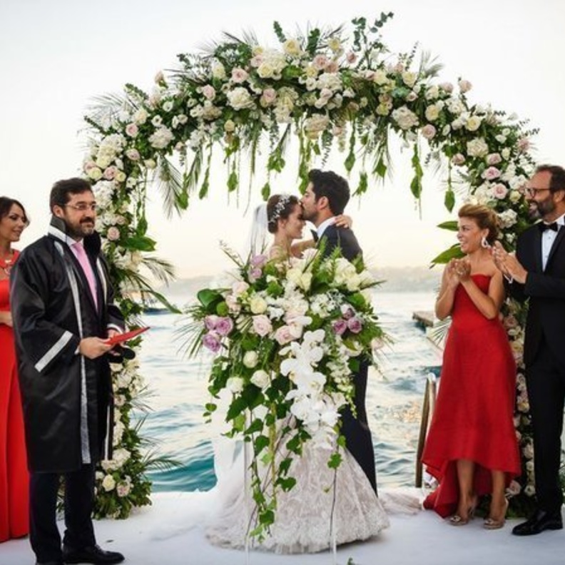 زفاف فهرية افجان وبوراك أوزجفيت