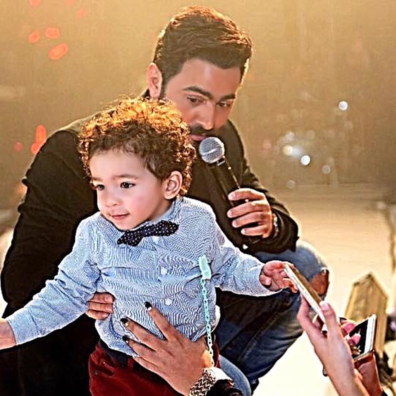 تامر حسني في حفل رأس السنة