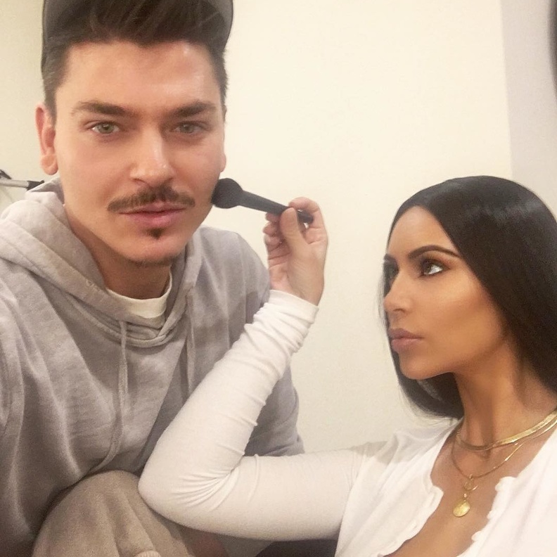 كيم كارداشيان في دبي