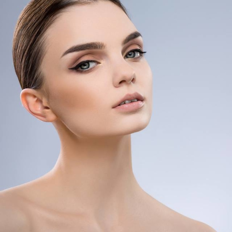 تكثيف الحواجب بالطرق الطبيعية 