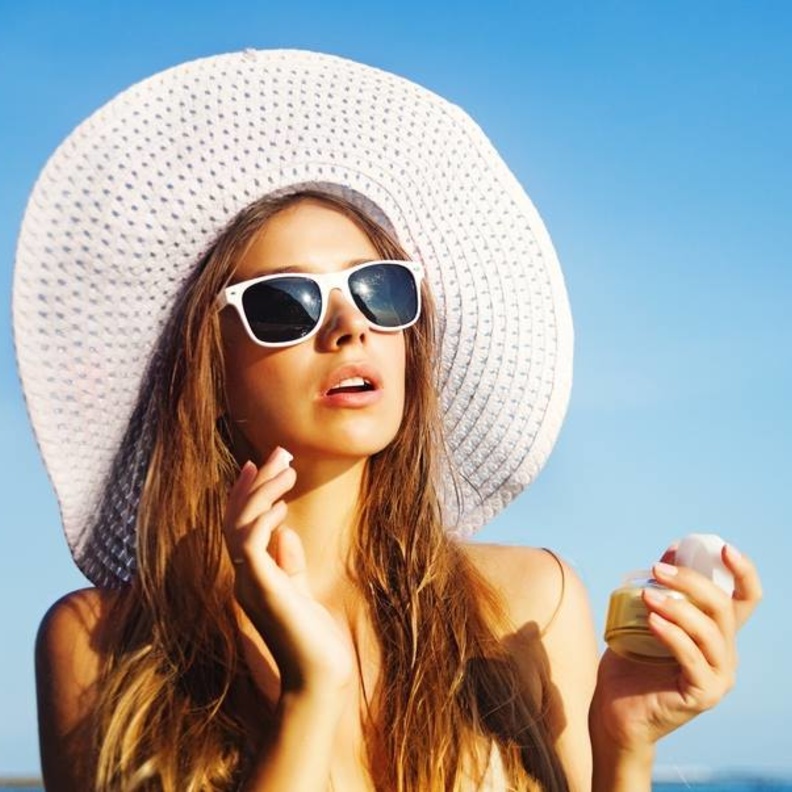 واقي الشمس خطوة في قمة الضرورة