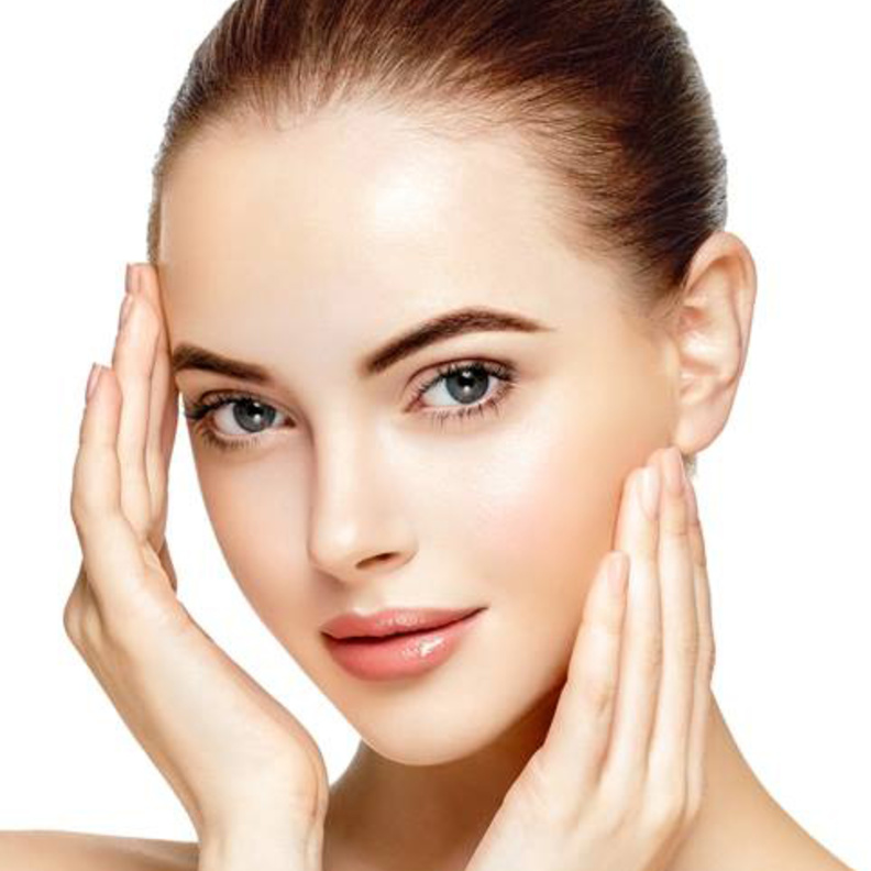 من فوائد زيت الزيتون العناية بالبشرة الحساسة