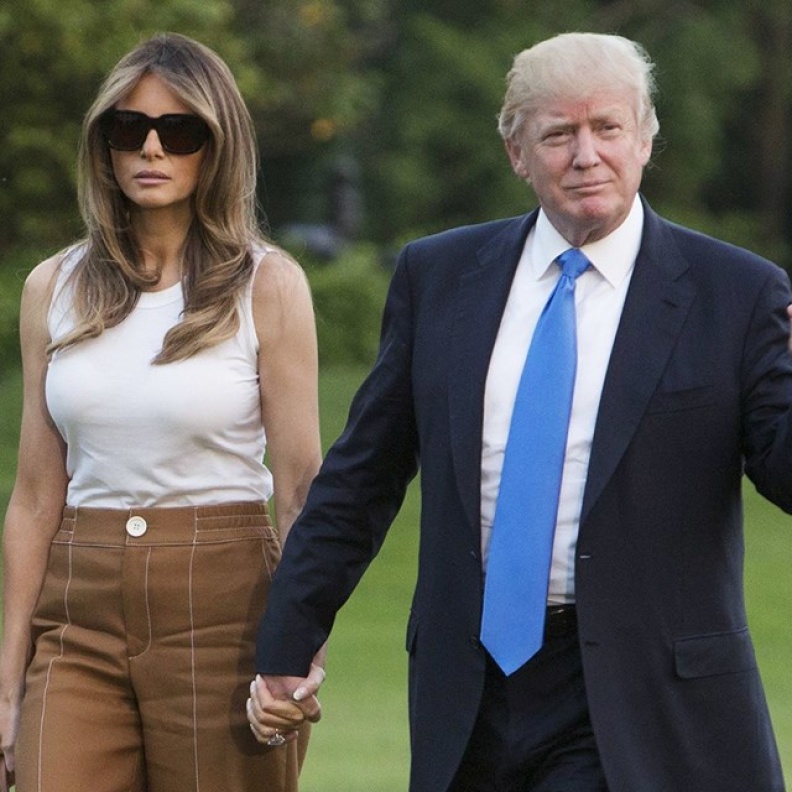 دونالد ترامب يصل واشنطن مع زوجته ميلانيا متشابكي الأيدي .. فهل هي رسالة للمشككين في علاقتهما؟