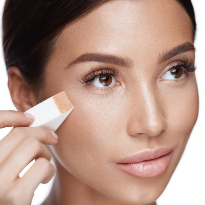 كيفية اختيار كريم الاساس المناسب للبشرة السمراء