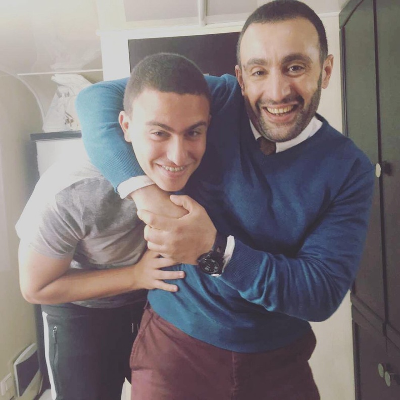 ياسين أحمد السقا مع والده