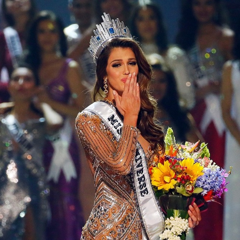 إيريس ميتينير ملكة جمال الكون 2017