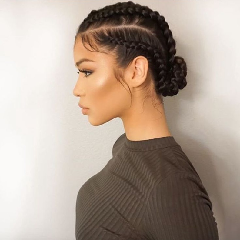 جربي الضفائر مع رفعة الشعر