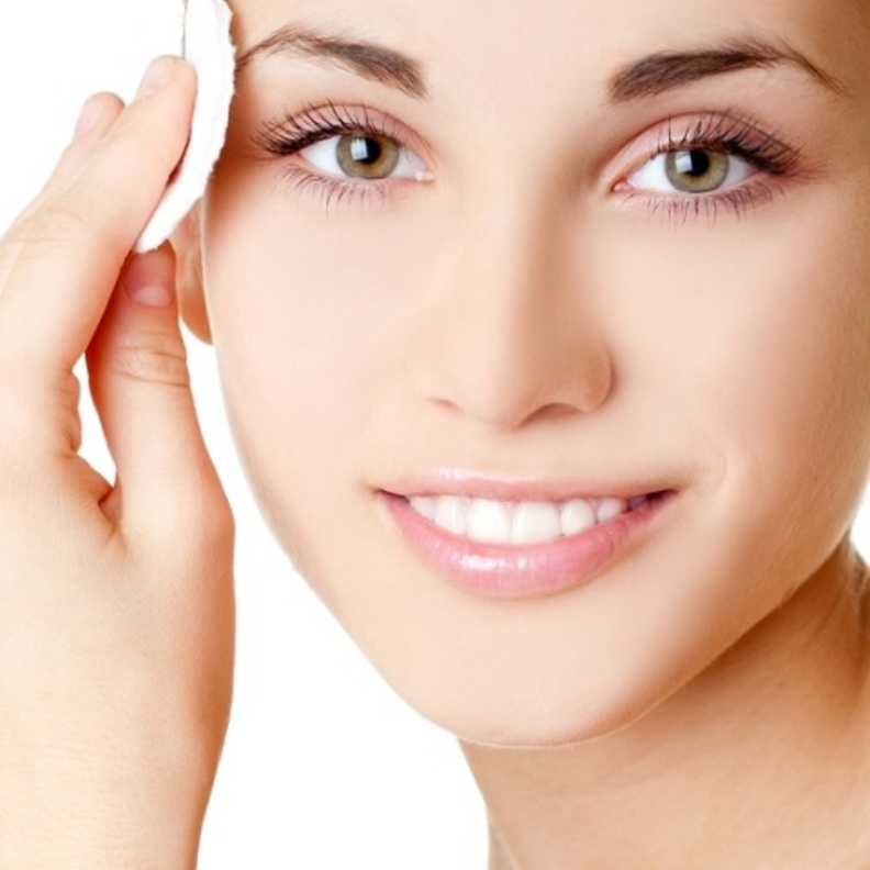 تنظيف البشرة ضروري