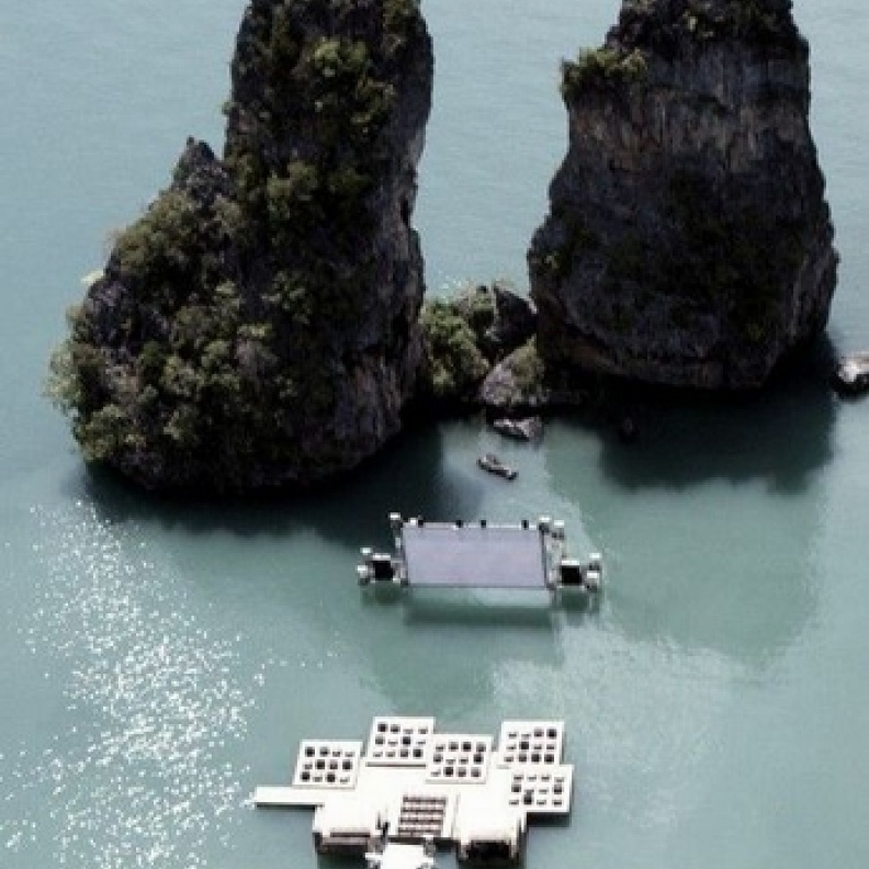 تايلاند تفتتح أول سينما عائمة في العالم