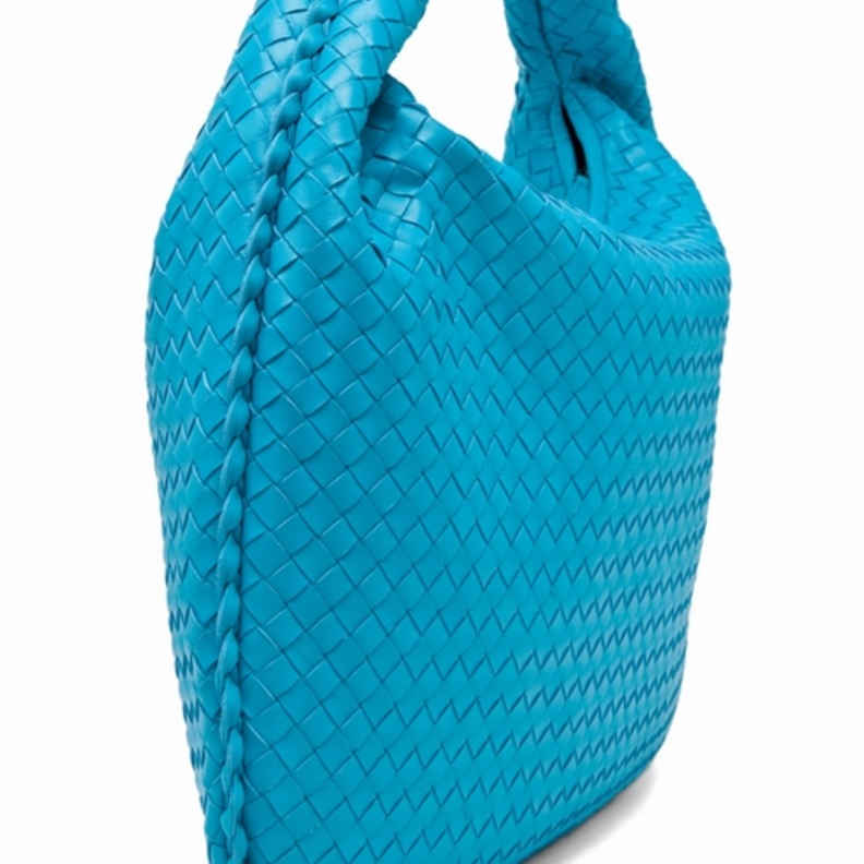 حقيبة Bottega Veneta الفيروزية