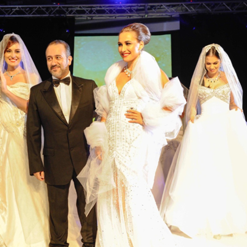 سهاد عاقوري يطلق مجموعة الزفاف  الأبيض   