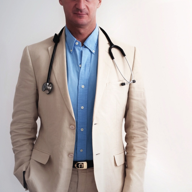 الدكتور Roberto Viel