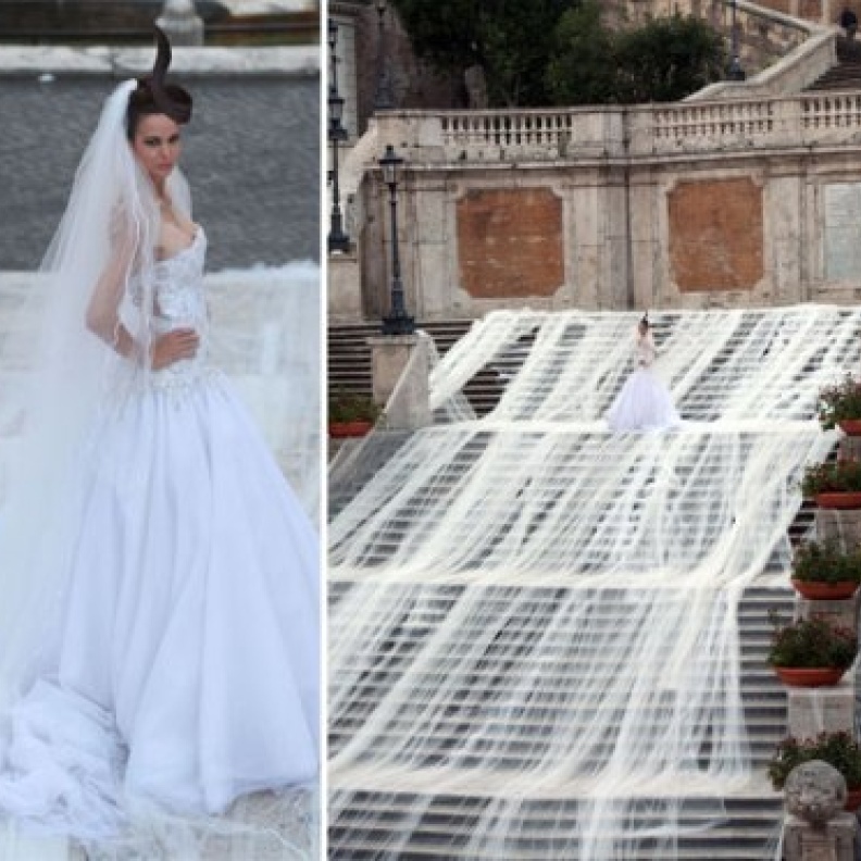 اطول طرحة في العالم  