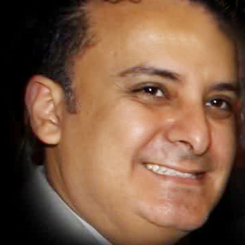  يوسف معاطي : شجاعة عادل إمام وراء شهرتي  