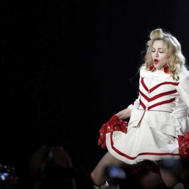مادونا تبدع في حفلة اسطنبول
