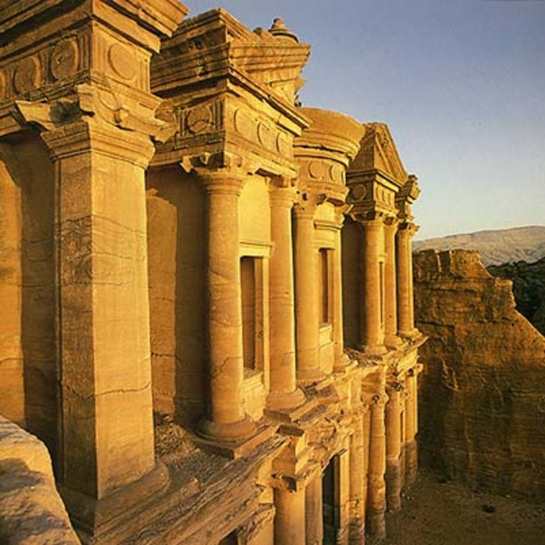 إطلاق مشروع شبكة السياحة البيئية في البترا