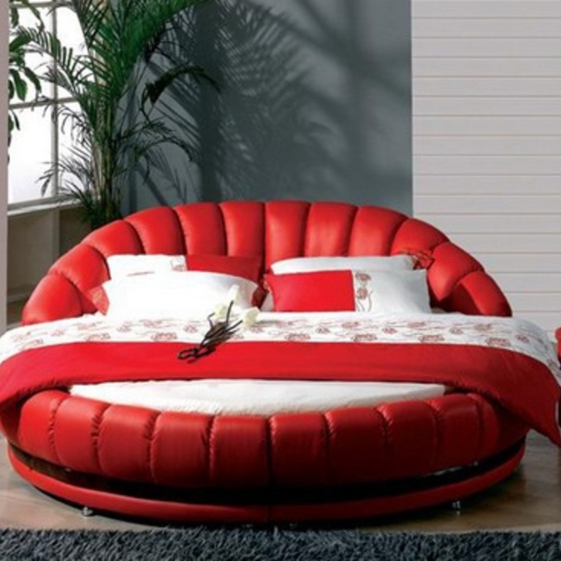 جمال الأحمر في غرف النوم