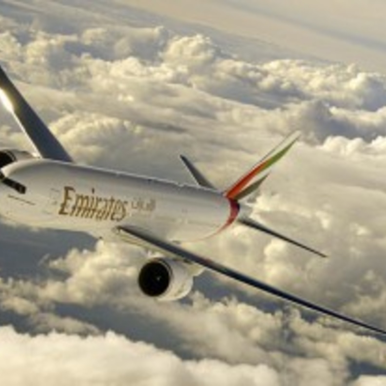 الإمارات تضاعف رحلاتها للسعودية في رمضان