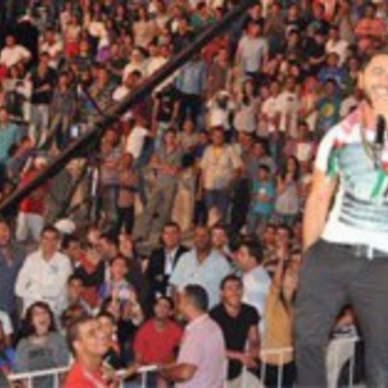 تامر حسنى يتألق فى الأردن