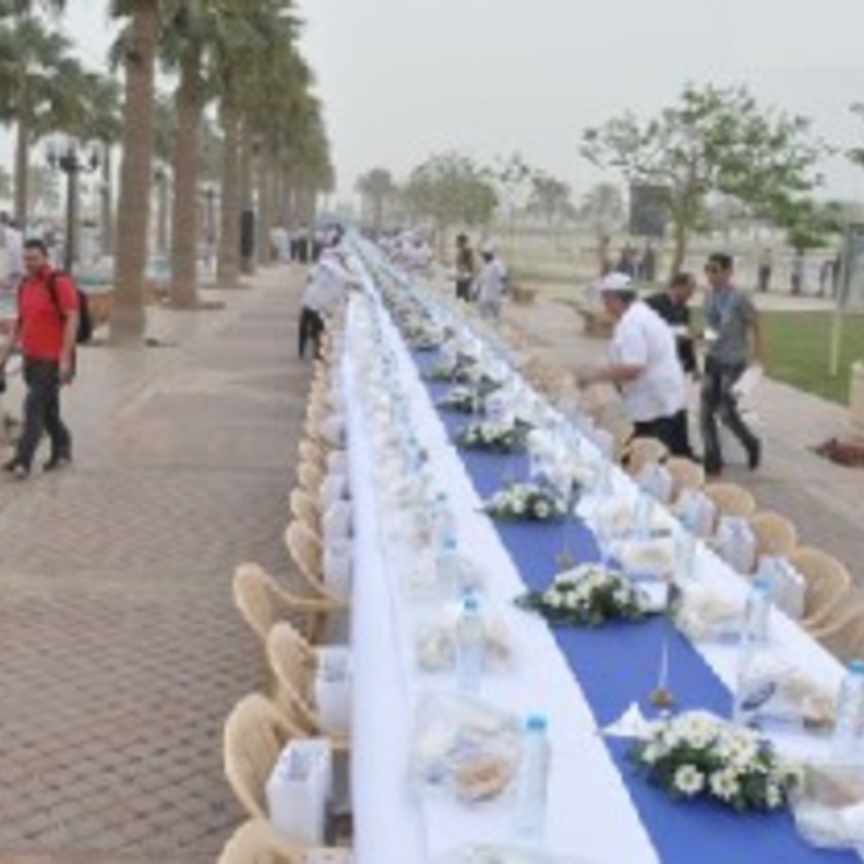 سفرة عالمية في الدرعية السعودية 