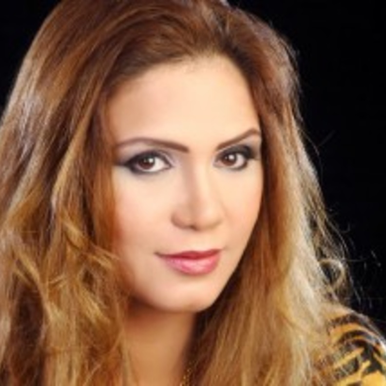 إيناس عز الدين
