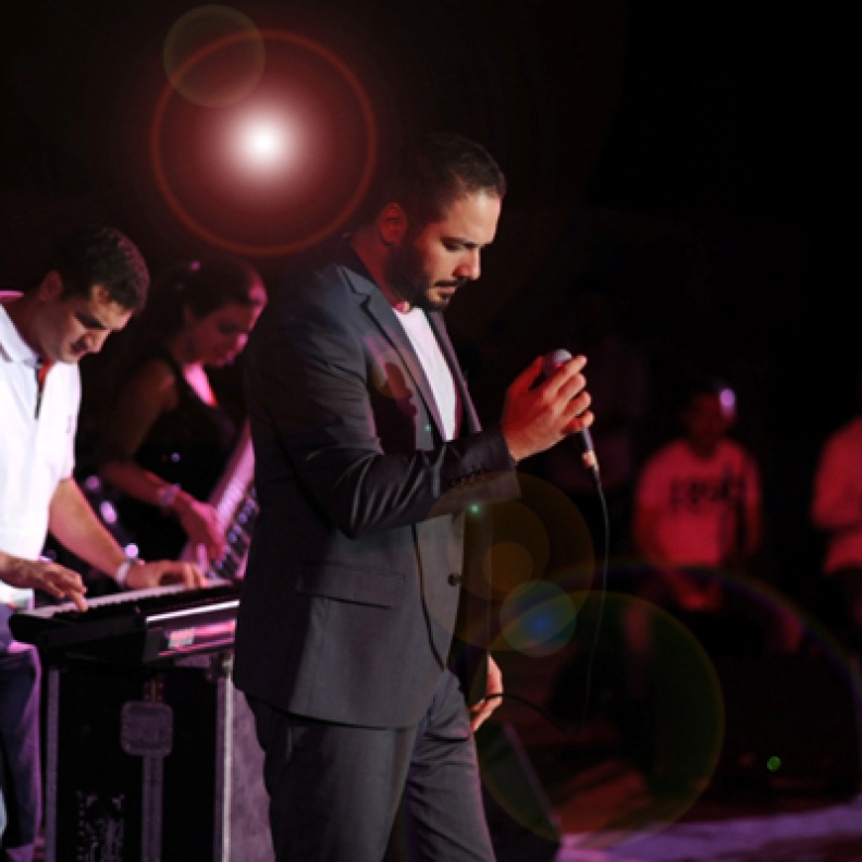 رامي عياش يُشعل أجواء تونس