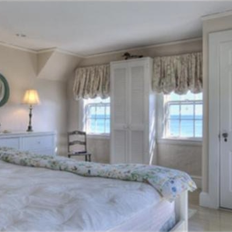 تايلور سويفت تشتري قصرا لمجاورة آل كينيدي