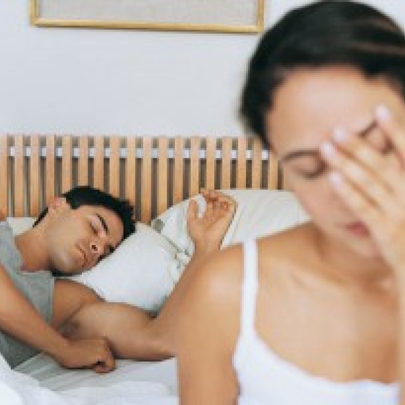 مشاكل الرجل وصمت المرأة