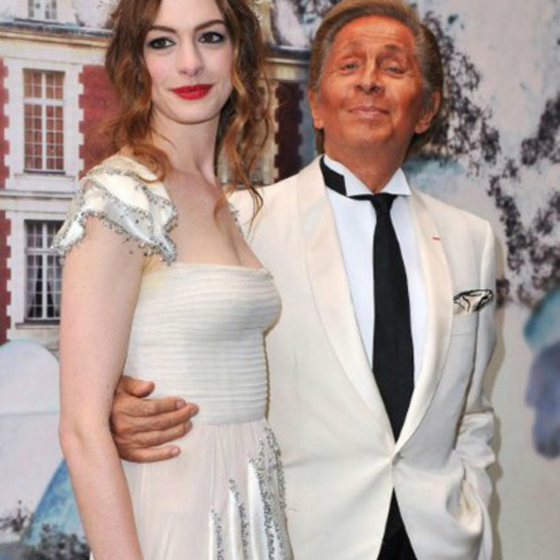 آن هاثواي و فالينتينو