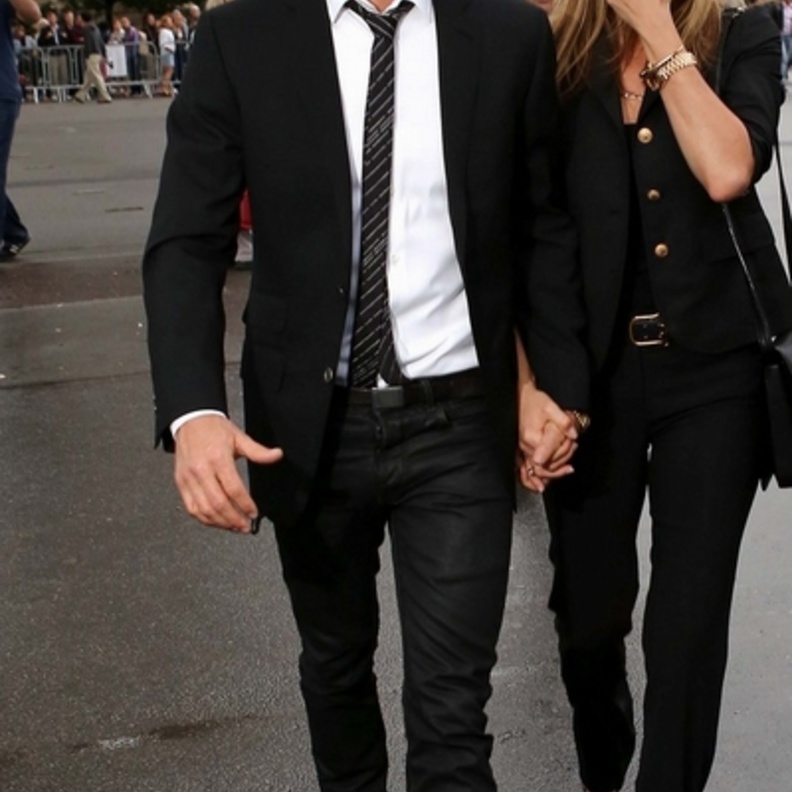 جنيفر أنيستون وجاستن ثيرو