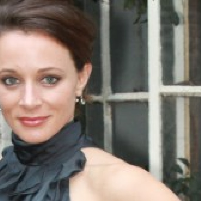  بولا برودويل