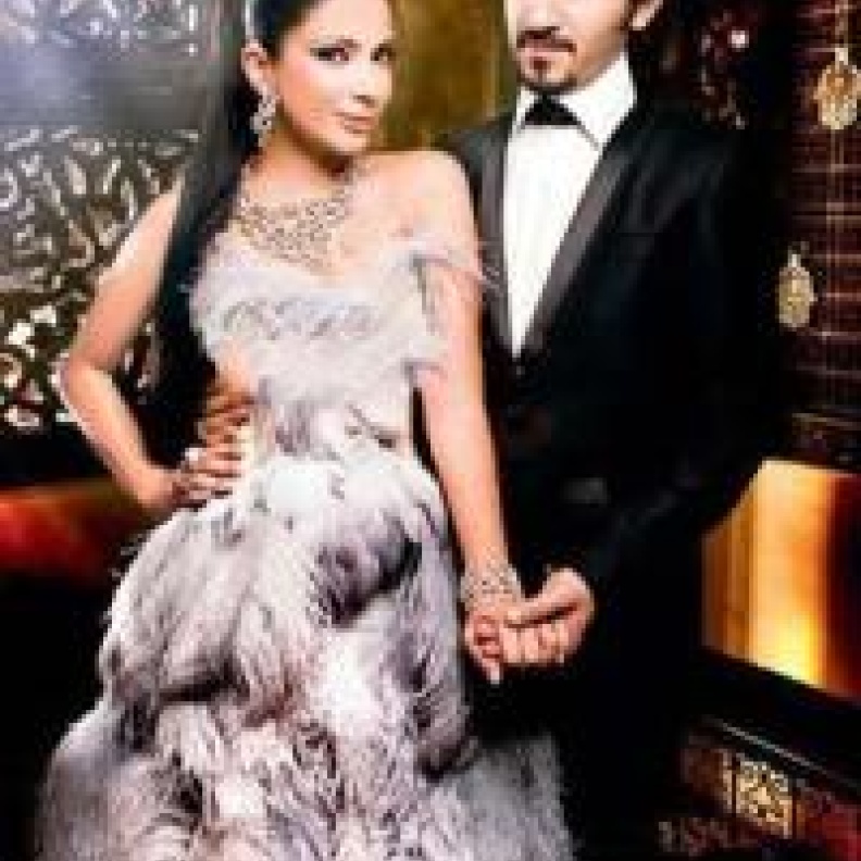 ولد في مثل هذا اليوم  من المشاهير وحظك مع الأبراج