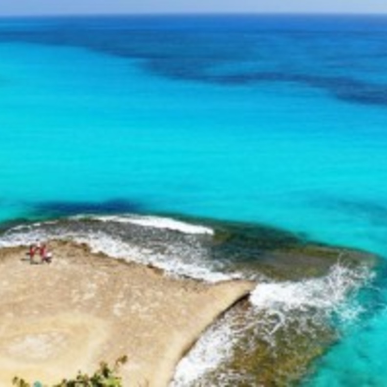 مرسى مطروح..شواطئ الأحلام