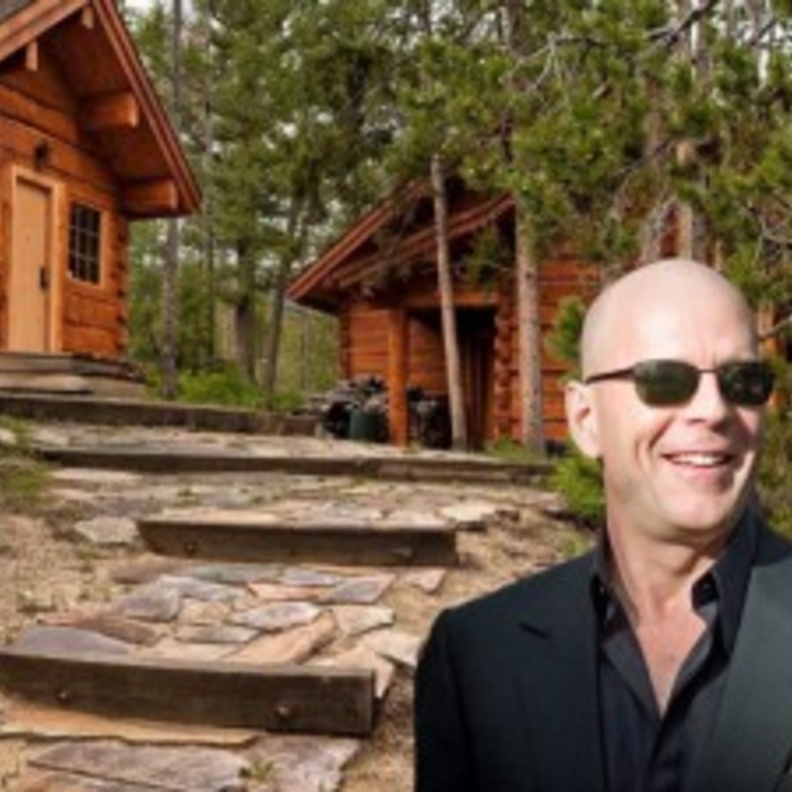 جولة في منزل بروس ويلز