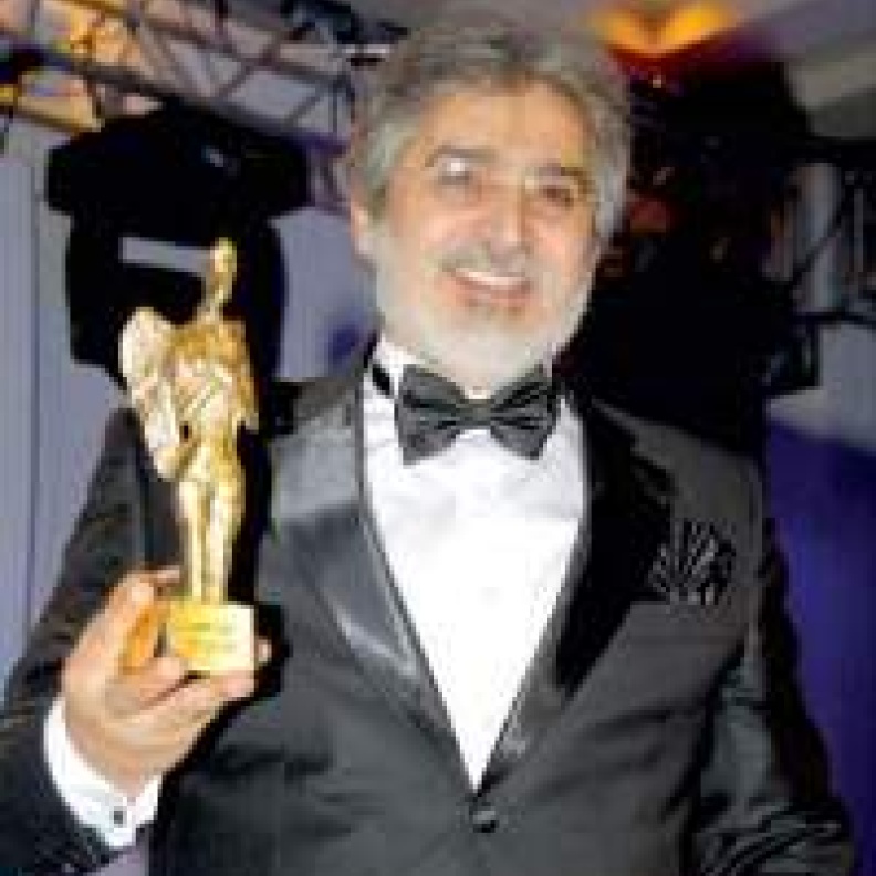 ولد في مثل هذا اليوم من المشاهير وحظك مع الأبراج