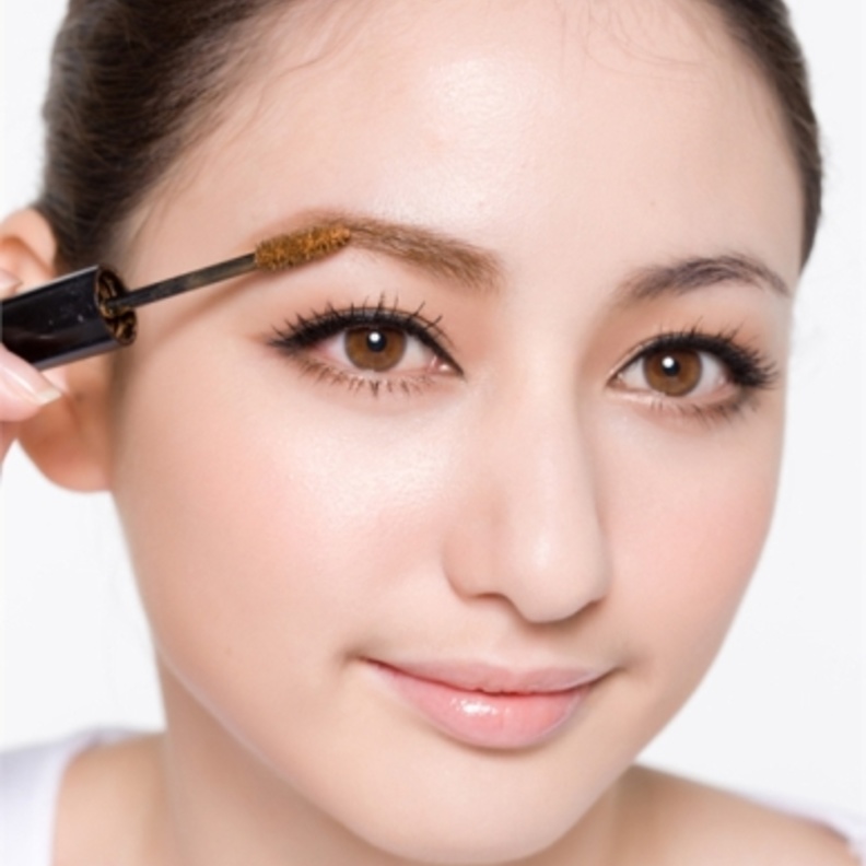 صبغ الحواجب