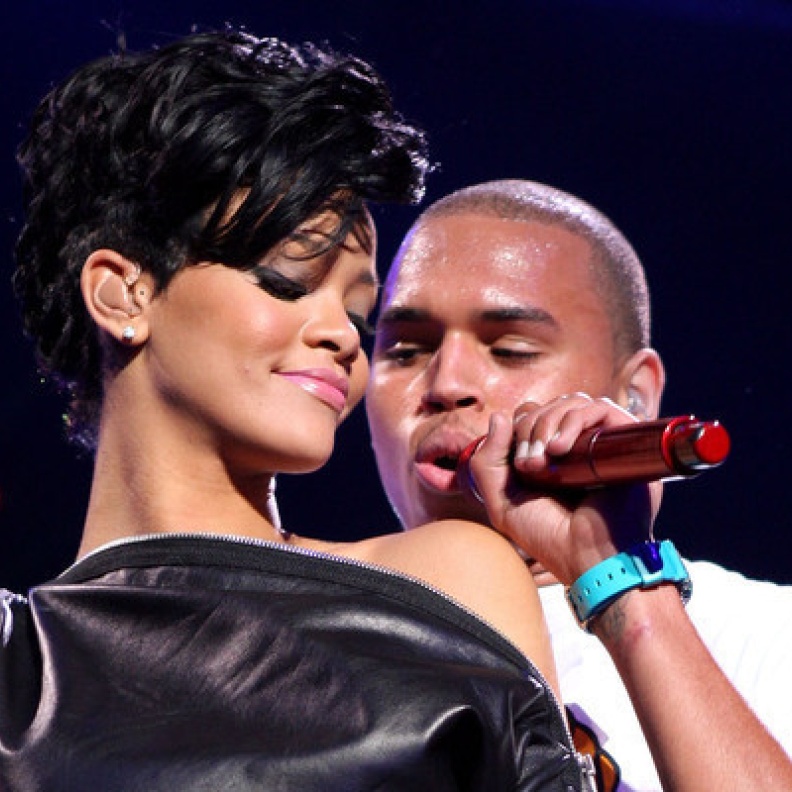  Chris Brown &amp; Rihanna