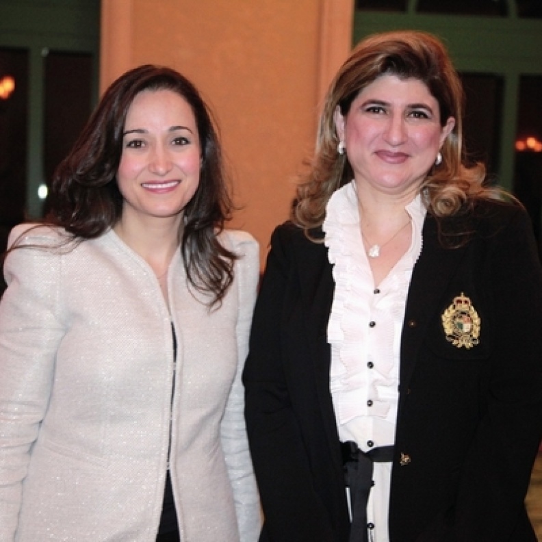 أ. مي بدر رئيسة التحرير مع السيدة رنا عبيني