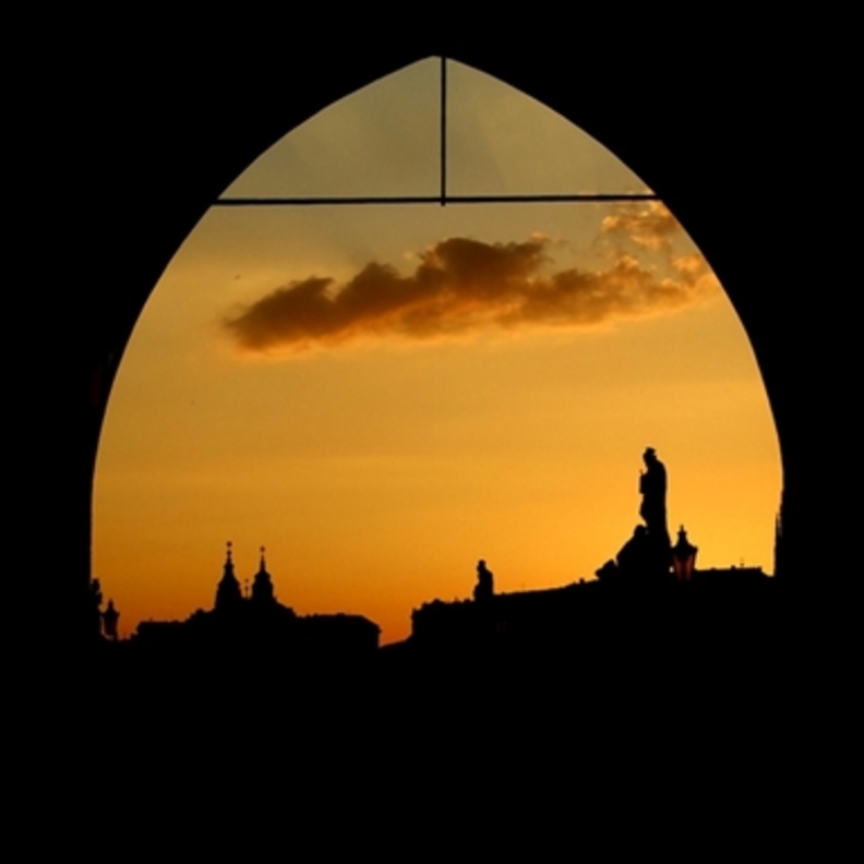 Silhoutte of Prague