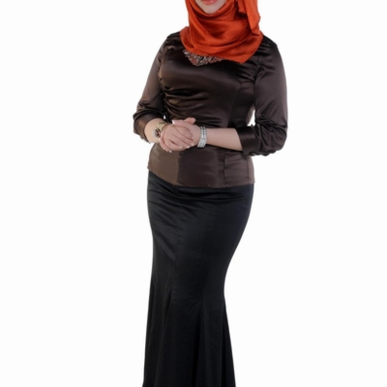 المذيعة نيفين إبراهيم عبد البديع