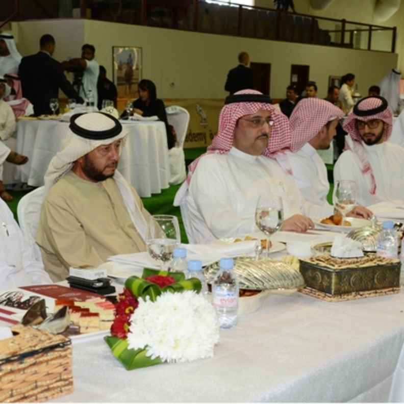 أثناء الفعالية بصحبة الأمراء والضيوف