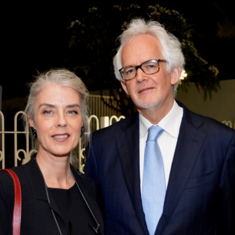 أصدقاء السفير وحرمه