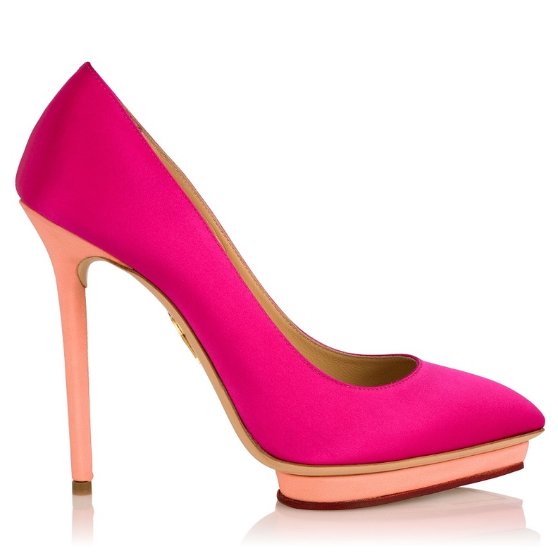 Charlotte Olympia حذاء باللون الوردي الفاقع من