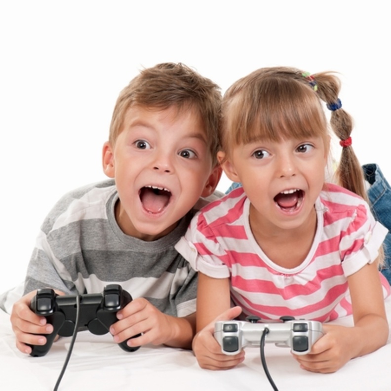 كيف تحمين أطفالك من مخاطر الألعاب عبر الانترنت؟
