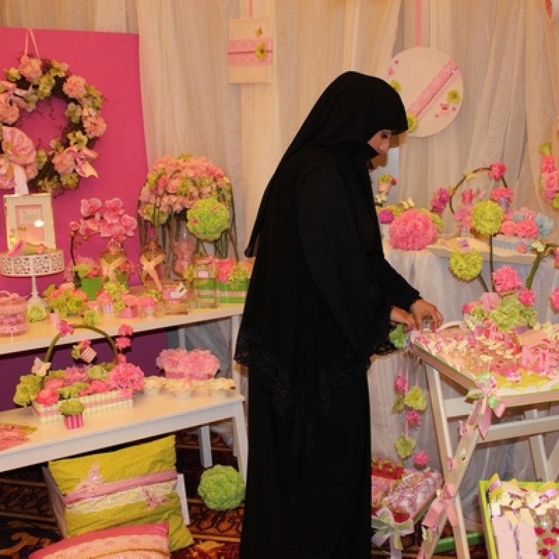 سارة الفهد تبدع في إختيار الألوان