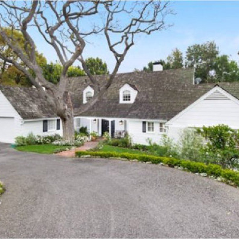 المنزل من الخارج