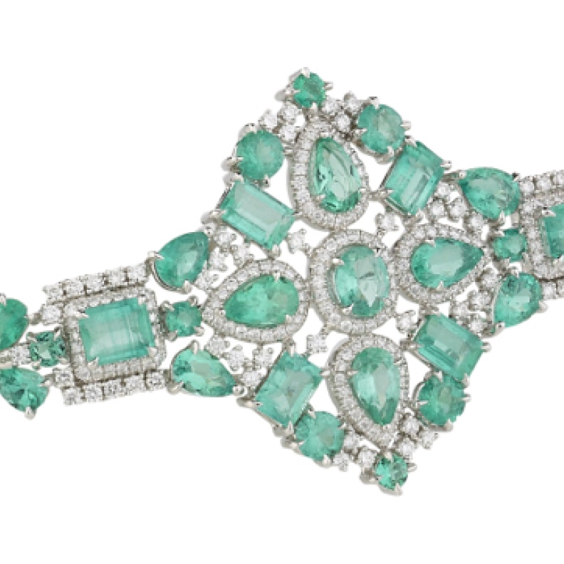 GAYDAMAK سوار يد من الماس والزمرد من المجموعة الجديدة لـ