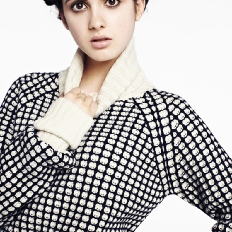 المراهقة Laura Marano