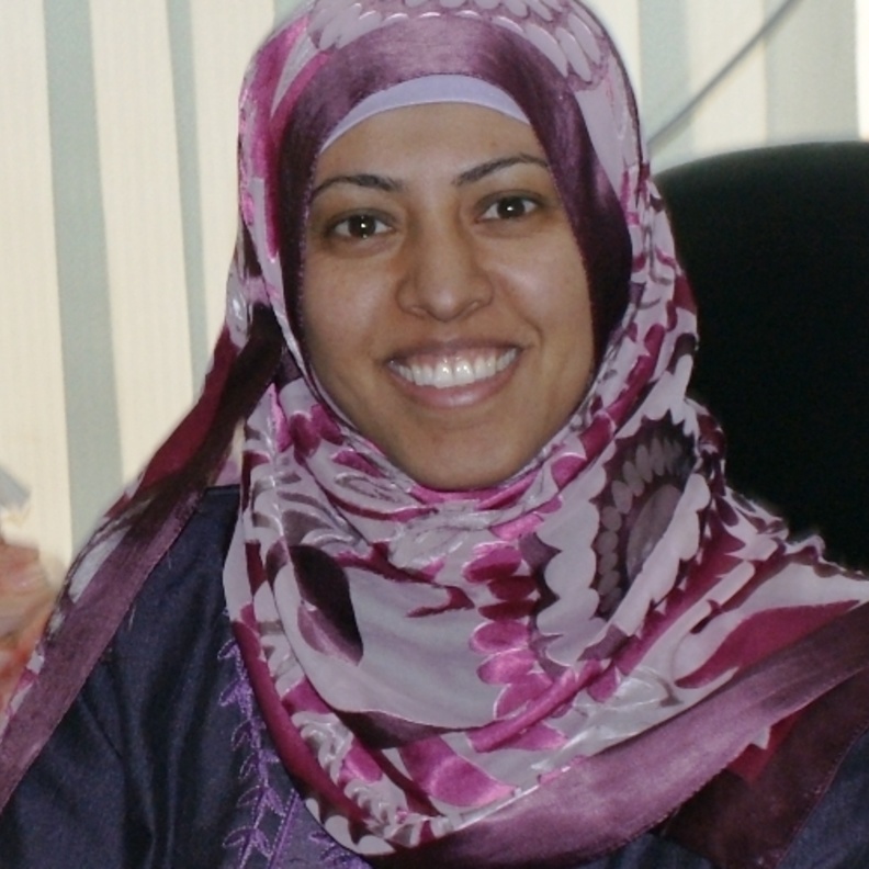 نادية سكافنادية سكاف